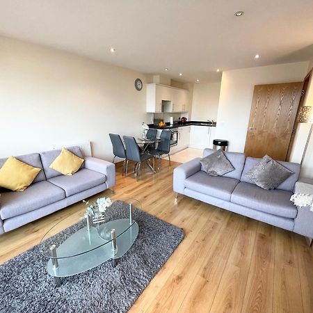 Blue Sky Apartments@Guildford Town Centre 外观 照片