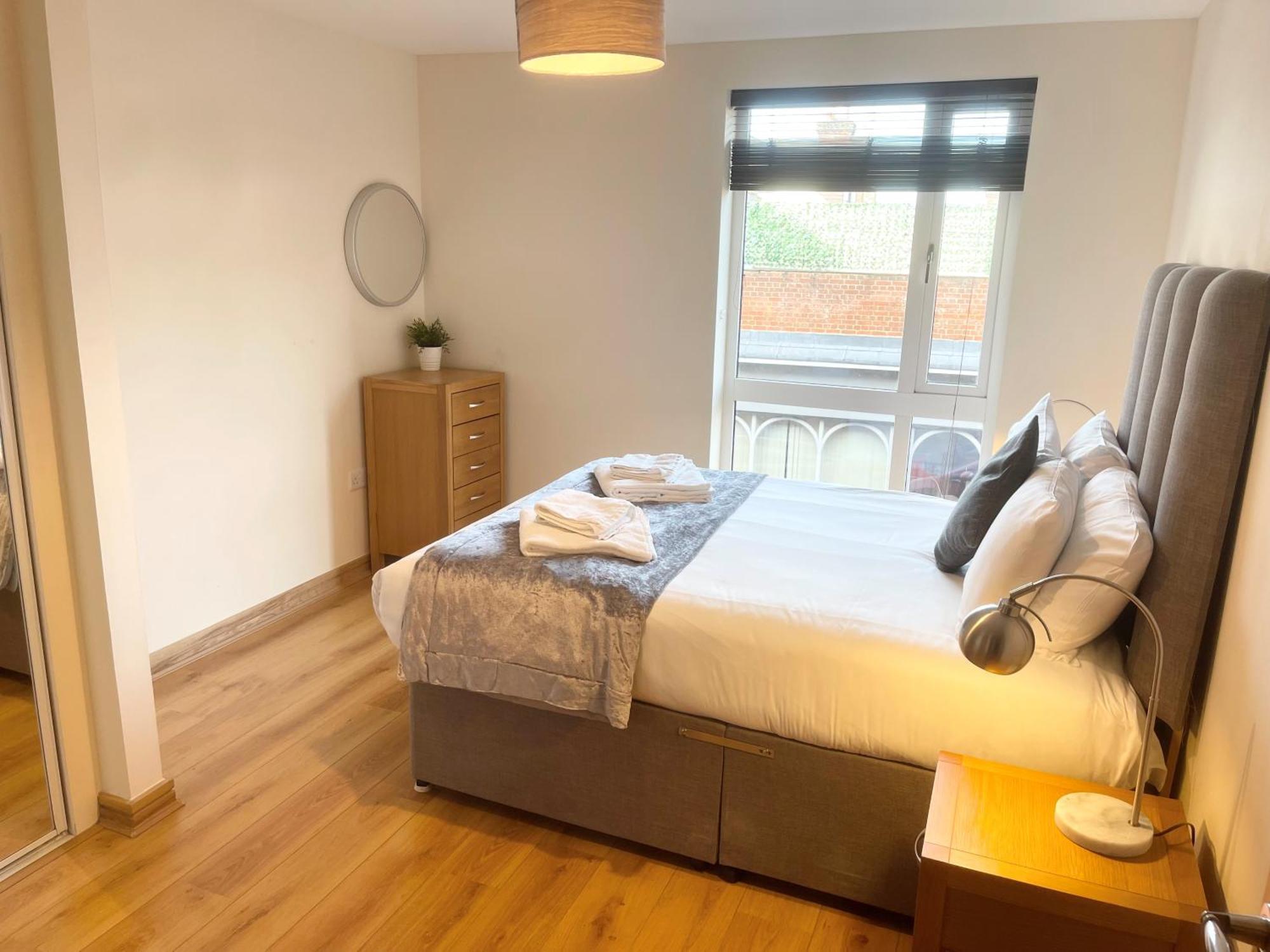 Blue Sky Apartments@Guildford Town Centre 外观 照片
