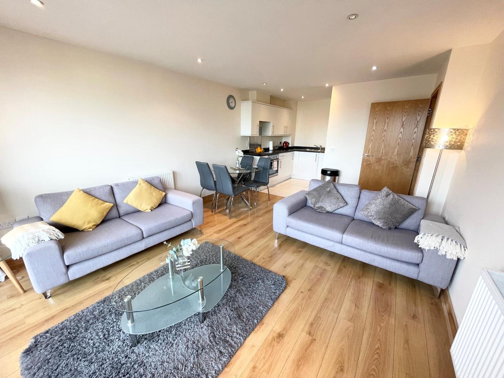 Blue Sky Apartments@Guildford Town Centre 外观 照片