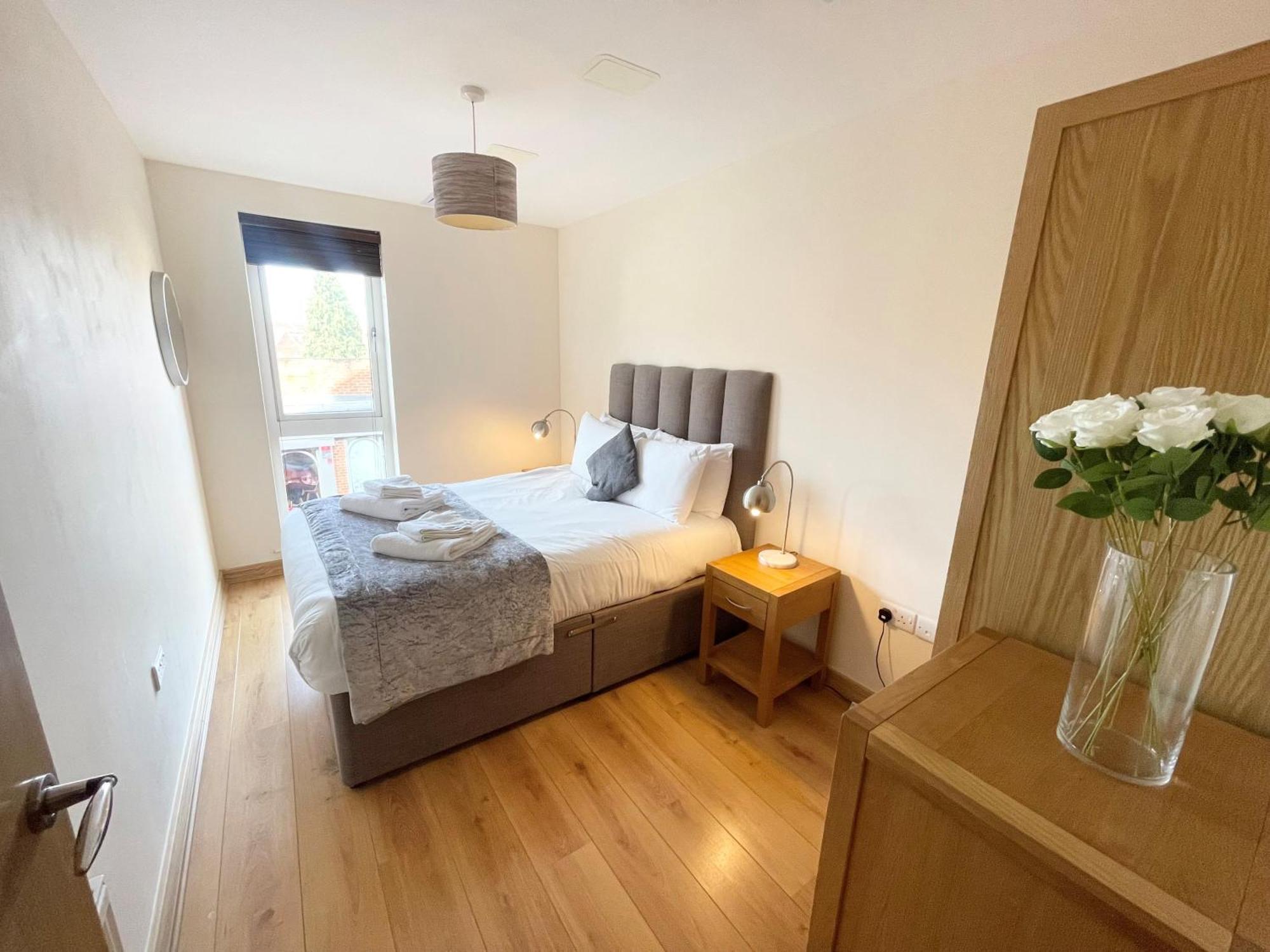 Blue Sky Apartments@Guildford Town Centre 外观 照片