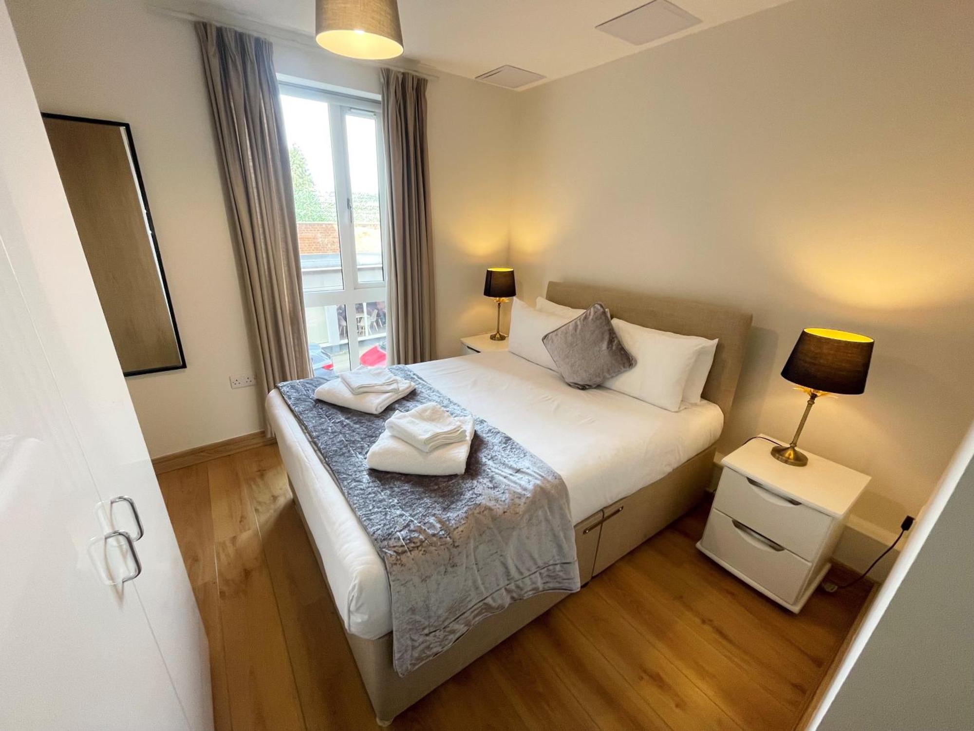 Blue Sky Apartments@Guildford Town Centre 外观 照片